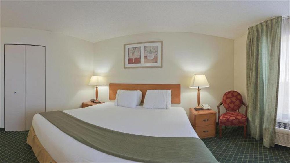 Holiday Inn Express New Orleans East By Ihg Extérieur photo